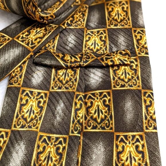 Men's Vintage 100% Silk Tie Made in Italy - Checkerboard Crest Motif - Picture 16 of 16